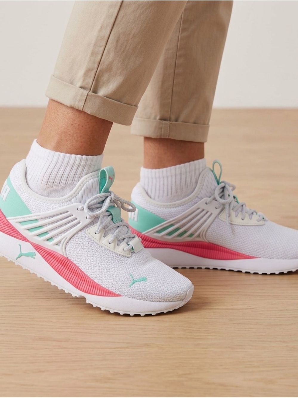 Puma Women’s White Pacer Sneakers Size 7, athletic wear, back to school